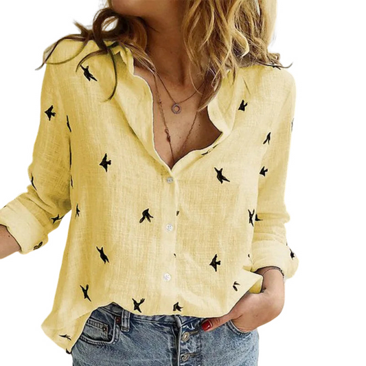 Cathy – Legere Bluse mit Vogelmotiv und Knopfleiste