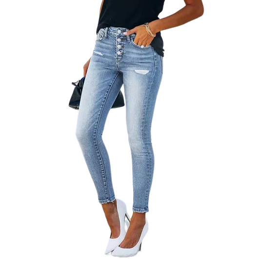 Alessa – Schlanke Jeans im angesagten Riss-Look