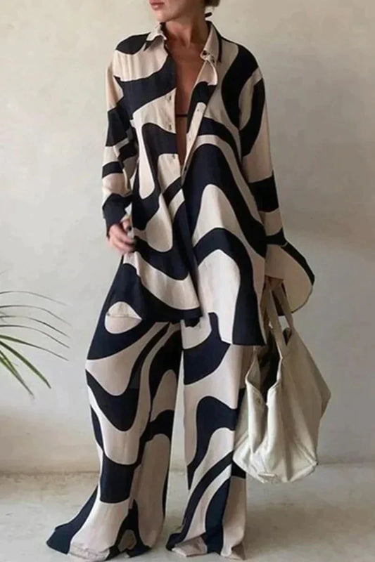 Anika – Zweiteiler mit Print und lockerer Hose