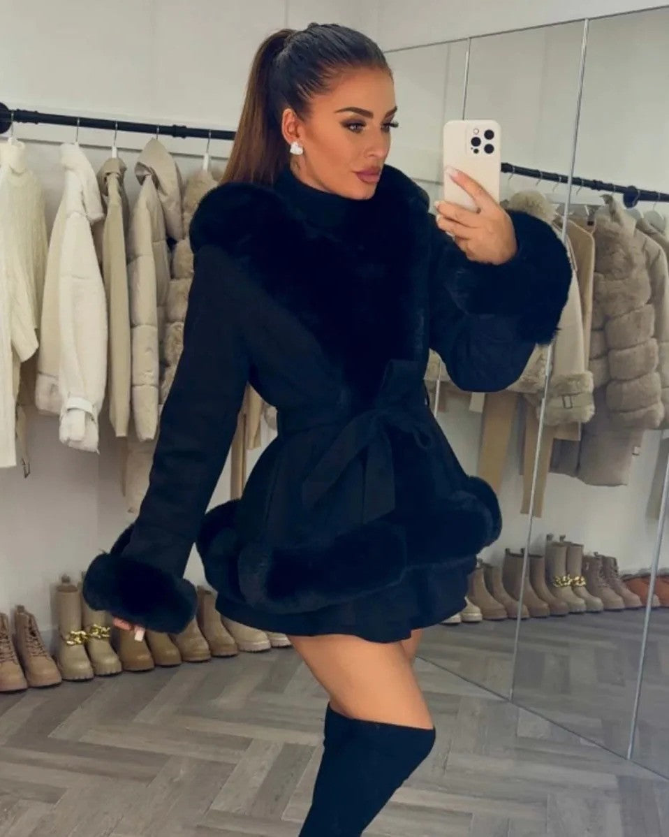 Valeria – Exklusiver Pelzmantel für Damen
