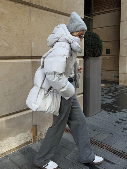 Natalia – Kuschelige Kapuzen-Daunenjacke