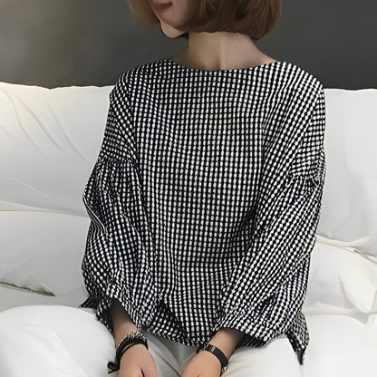 Tahlia - Weites Damenhemd mit Karos und schrägem Design