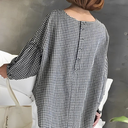 Tahlia - Weites Damenhemd mit Karos und schrägem Design