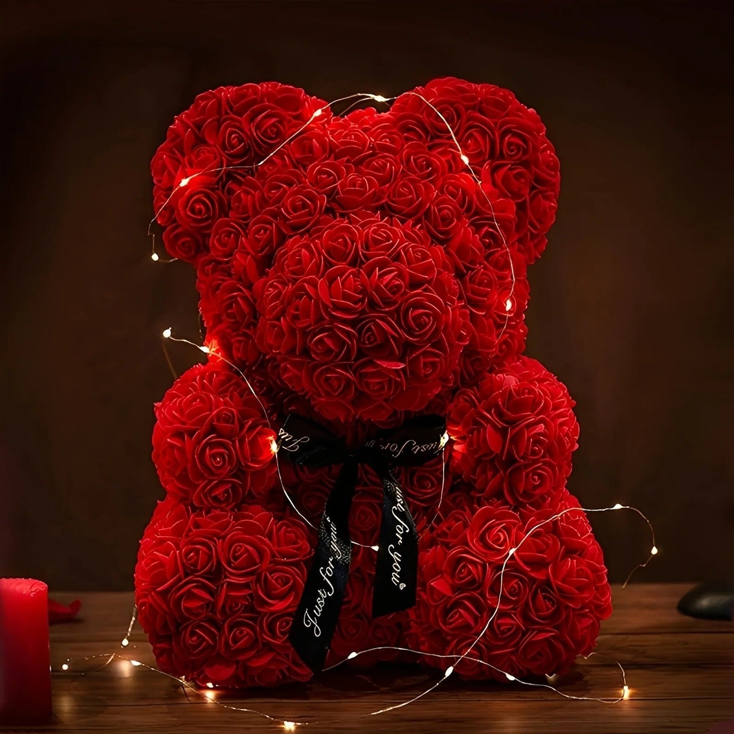 Teddie - Romantischer Rosenbär mit LED-Geschenkbox für den Valentinstag