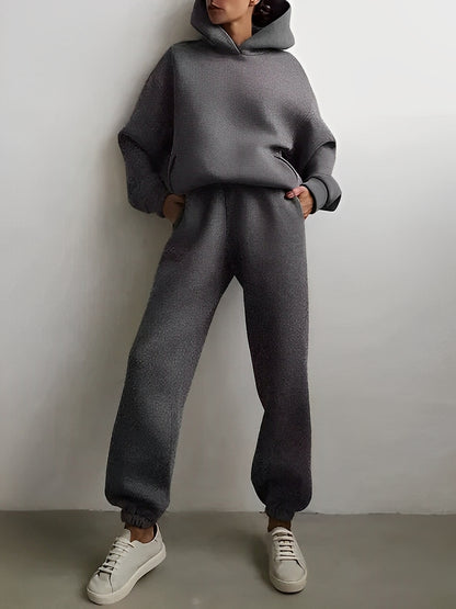 Nora – Damen Kapuzenpullover und Jogginghosen Set